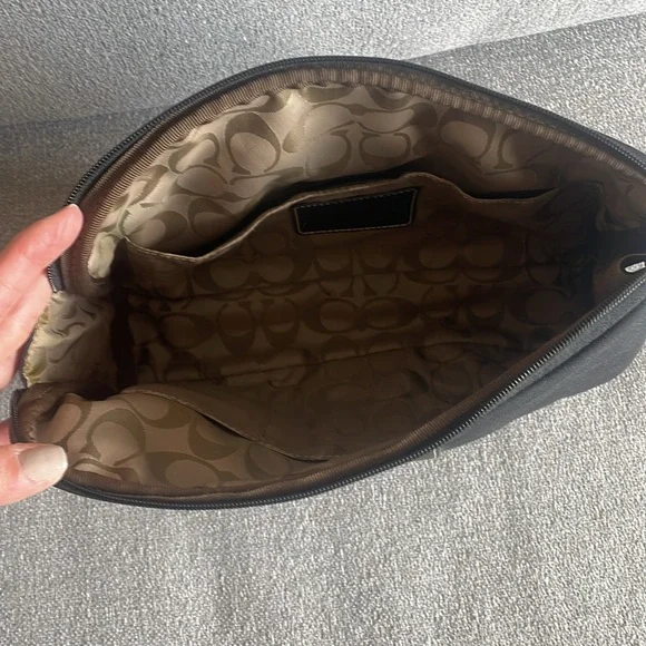 Coach Large Cosmetic Bag - Picture 2 of 6